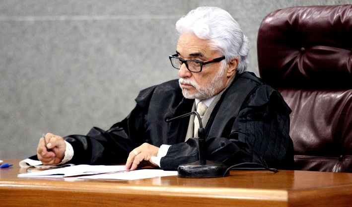 O conselheiro relator, Wanderley Ávila (Foto: Karina Camargos Coutinho)